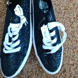 Black Sparkly Shoe's